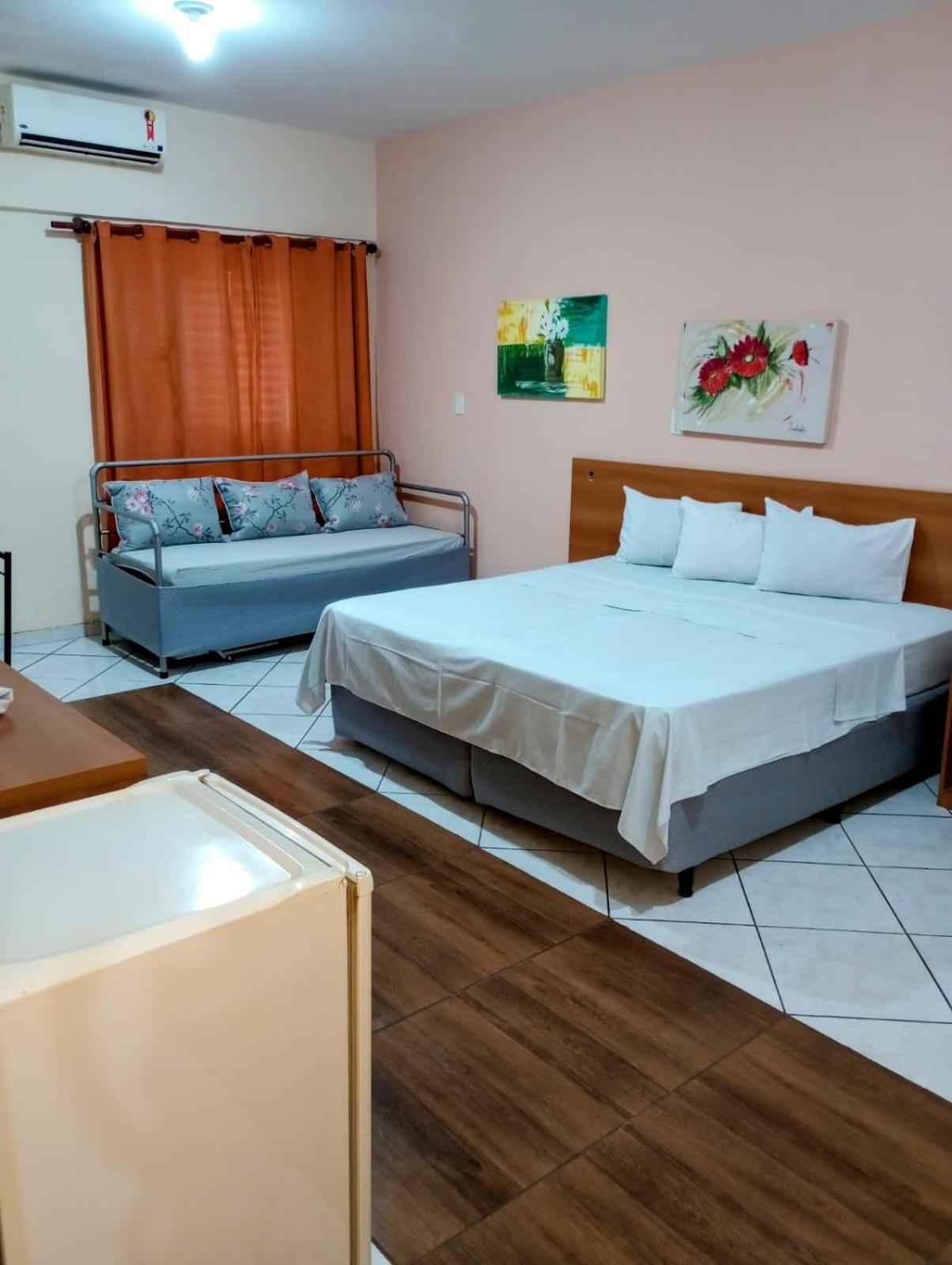 Calabreza Hotel E Restaurante Tres Coracoes Εξωτερικό φωτογραφία